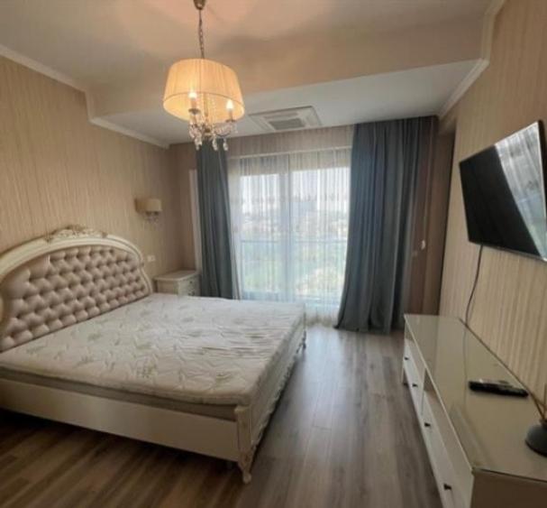 Apartament cu 2 camere decomandat în Crângași