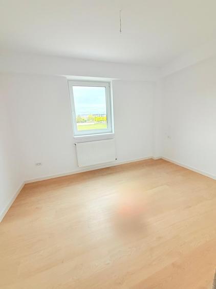 Apartament cu 3 camere în Micești