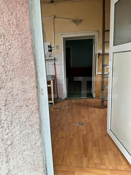 Casă individuală cu 2 camere cu Canalizare în Central