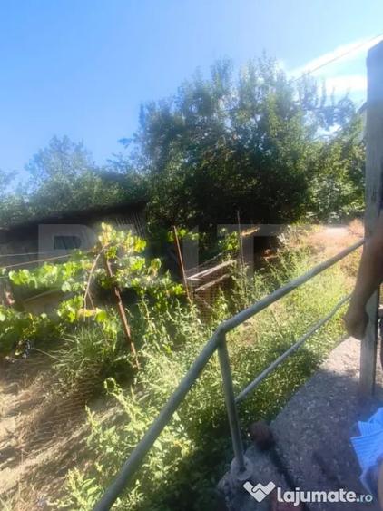 Casă cu 2 camere cu Teren 1127 Mp în Unirea