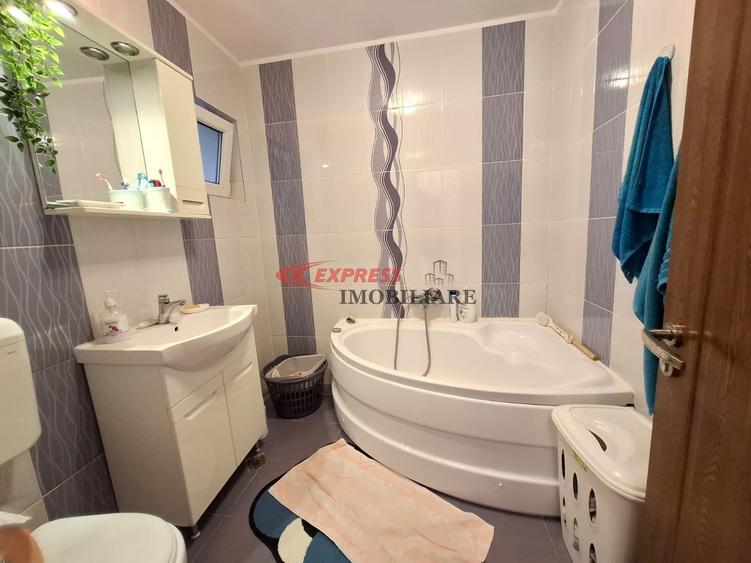 Apartament cu 3 camere decomandat, mobilat în Dristor