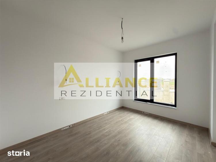 Casă cu 3 camere cu Teren 250 Mp în Berceni