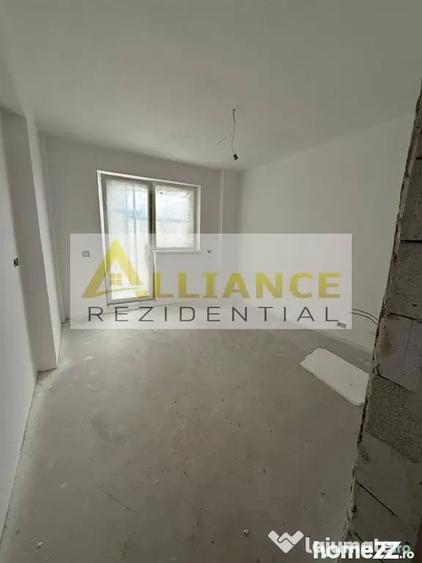 Apartament cu 3 camere decomandat în Berceni