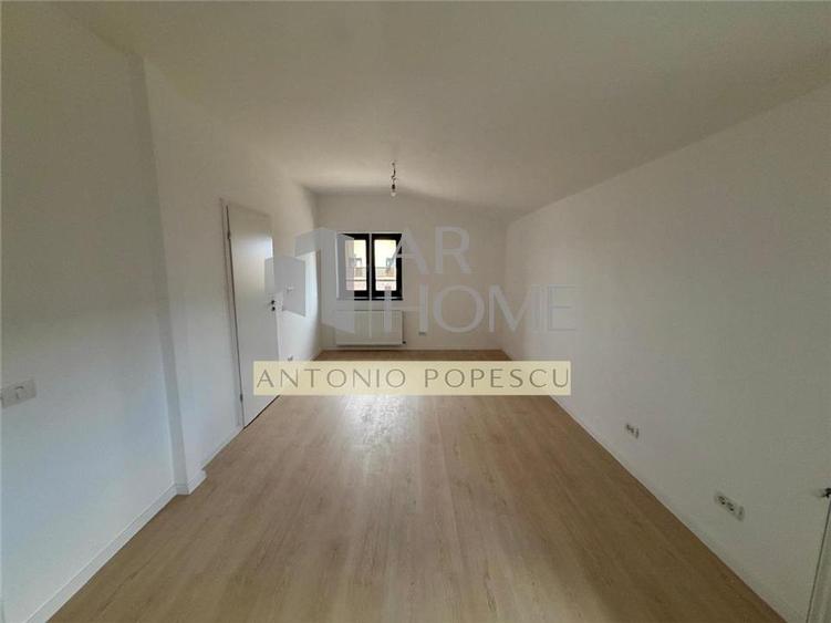 Duplex cu 4 camere cu Canalizare în Strejnicu