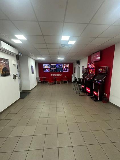 Spațiu comercial, de 104 mp, în Baba-Dochia