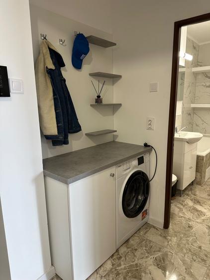 Garsonieră decomandată în Central