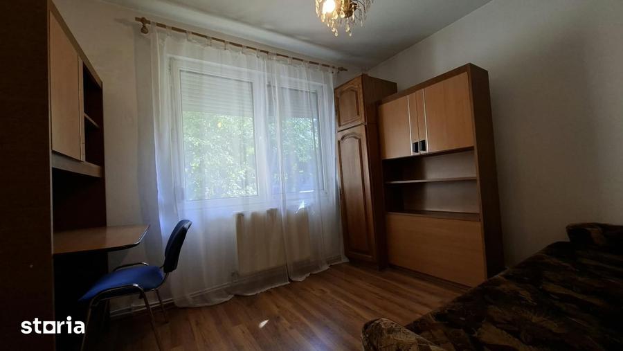 Apartament cu 3 camere în 7 Noiembrie