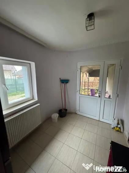 Casa renovata cu teren 600 mp, garaj ?i anexe Posta, - 2