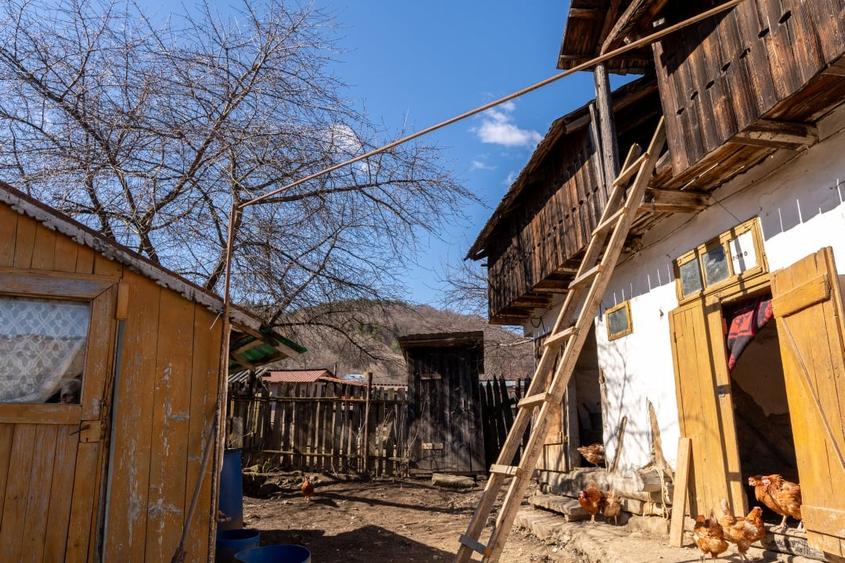 Casă individuală cu 3 camere cu Teren 1737 Mp în Solonț