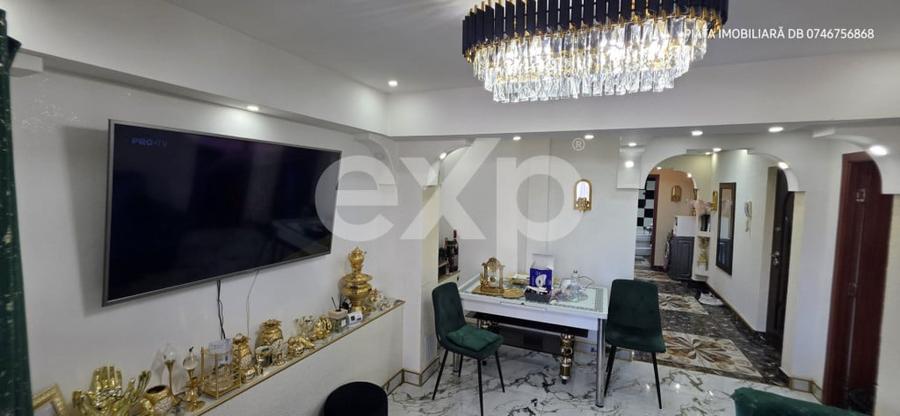 Apartament cu 4 camere decomandat, mobilat în Central
