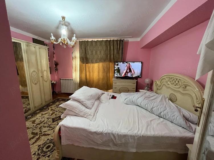Apartament cu 3 camere decomandat în Buzaului