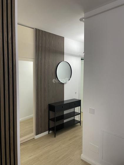 Inchiriez apartament Floresti