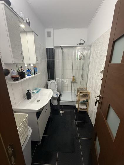 De inchiriat apartament