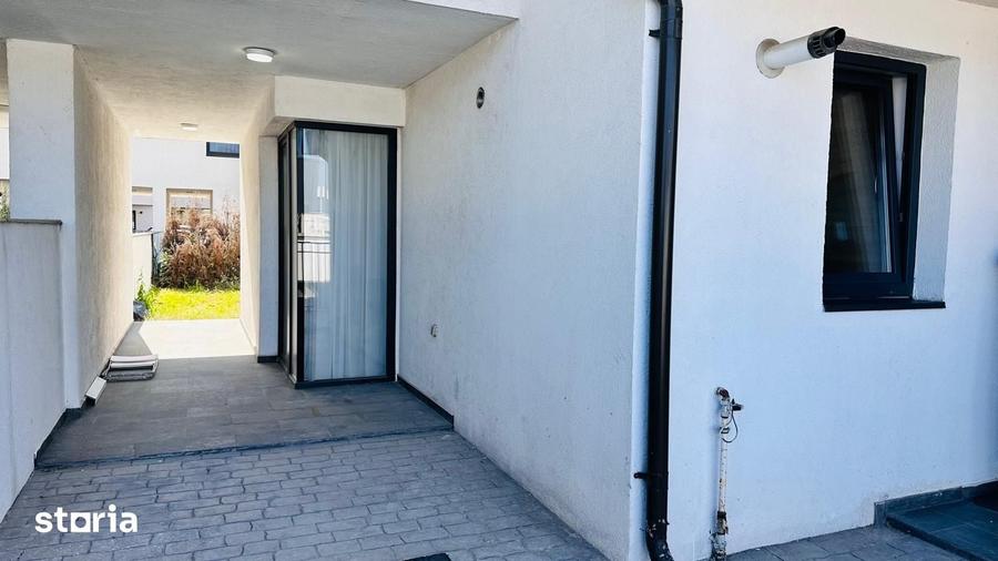 Casă cu 5 camere cu Teren 150 Mp în Central