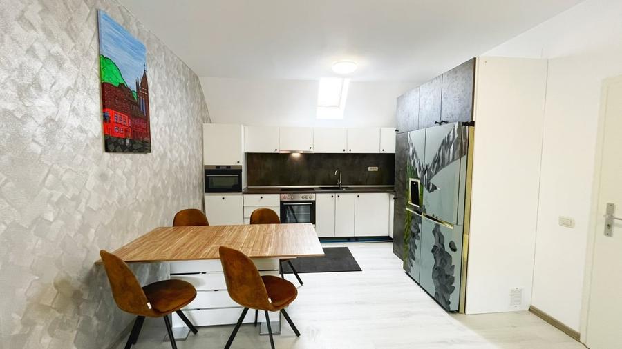 Apartament cu 3 camere în zona Centrală/ Strada Lungă - 9
