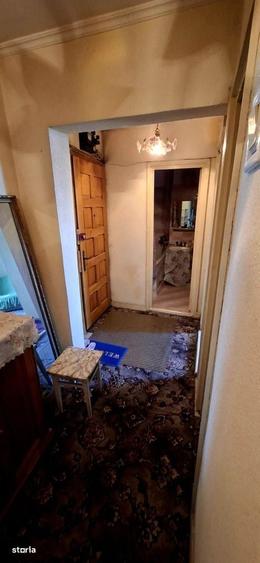 Apartament cu 2 camere decomandat în Eremia
