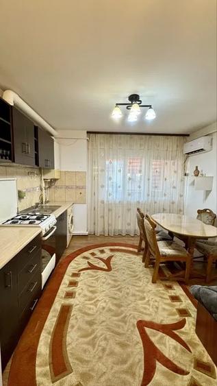 Apartament cu 2 camere semidecomandat în Nicolina