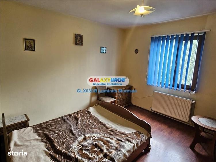 Casă cu 4 camere în Valea