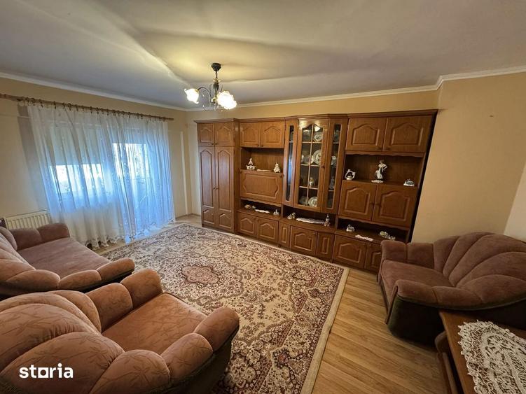 Apartament cu 2 camere decomandat în Soarelui