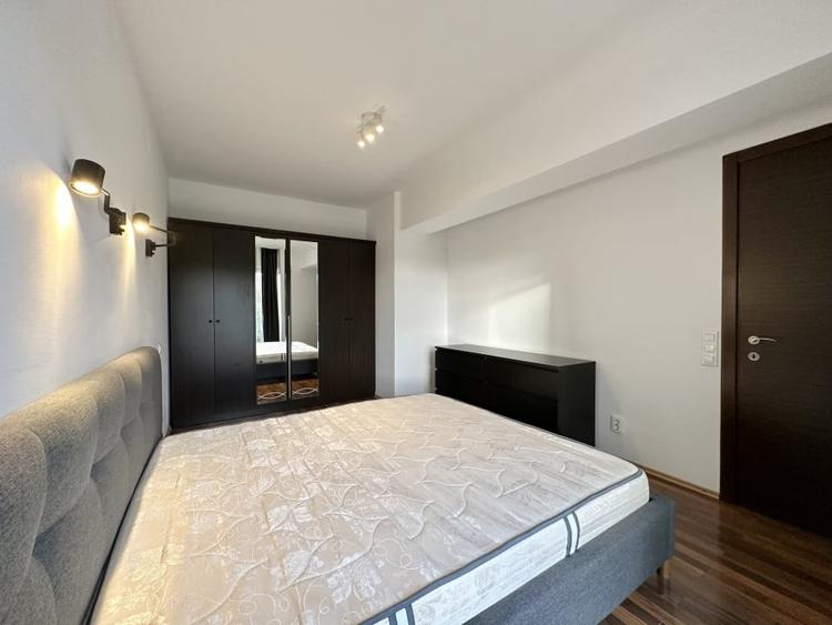 Apartament cu 2 camere semidecomandat, mobilat în Plopilor