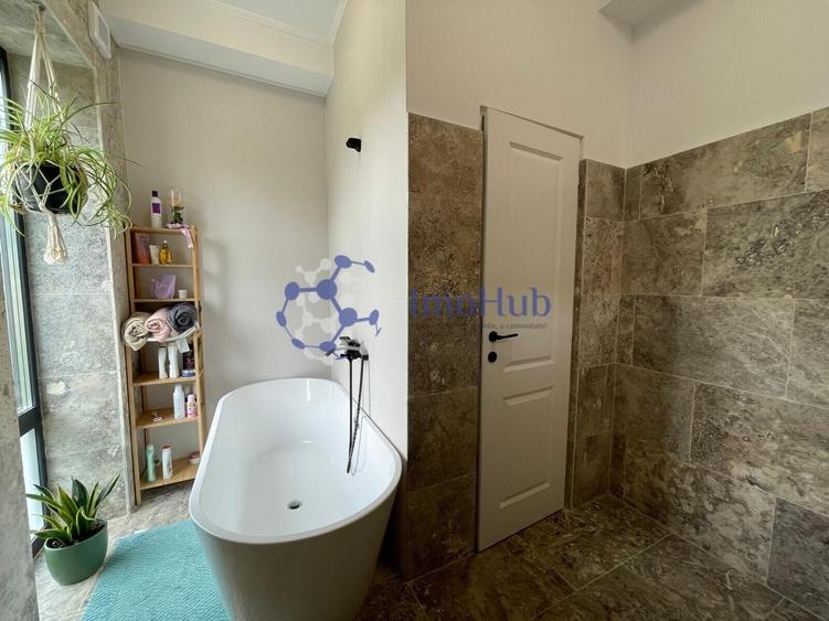 Casă individuală cu 5 camere cu Canalizare în Nicolina
