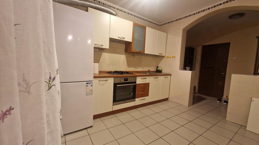Apartament cu 2 camere decomandat în 13 Septembrie