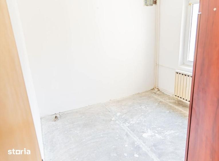 Apartament cu 3 camere decomandat în 13 Septembrie