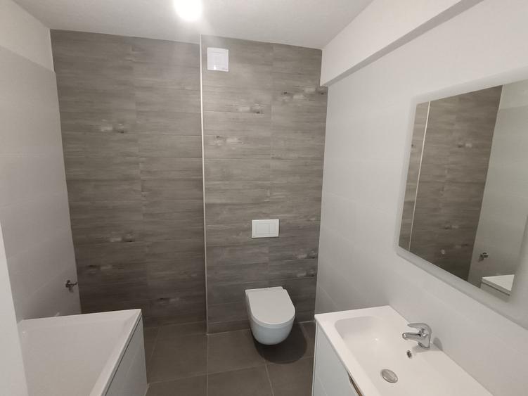 Apartament cu 2 camere decomandat în Valea Lupului