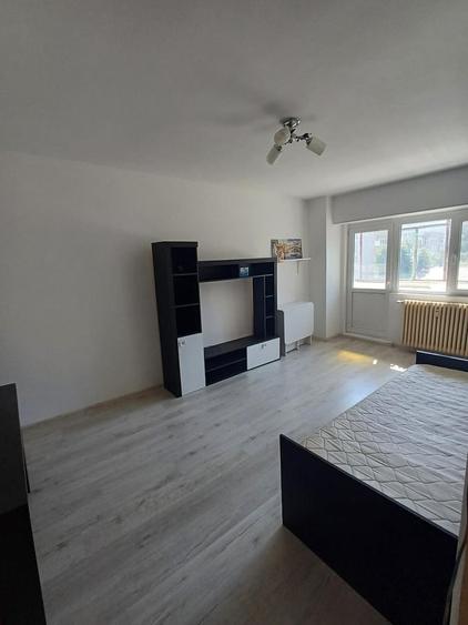 Garsonieră decomandată în Sebastian