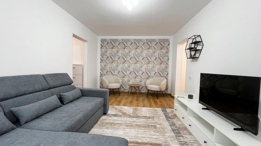 2 camere,Prima inchiriere si renovat,etaj 5/10,1 minut de Metrou si Parc Baziles - 1