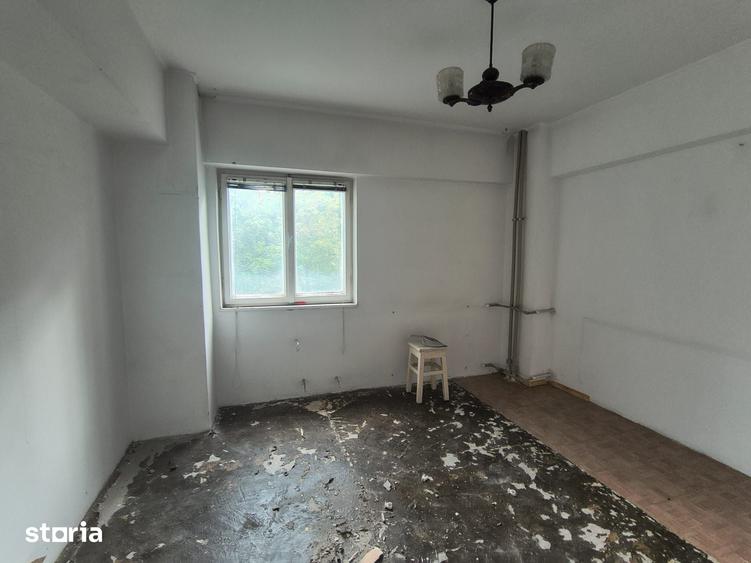 Apartament cu 2 camere decomandat în Tomis II