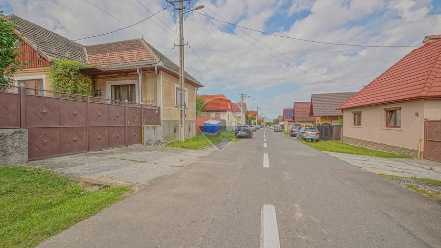 COMISION 0% Casa individuala de vanzare cu teren 1555 mp Sacele - 41