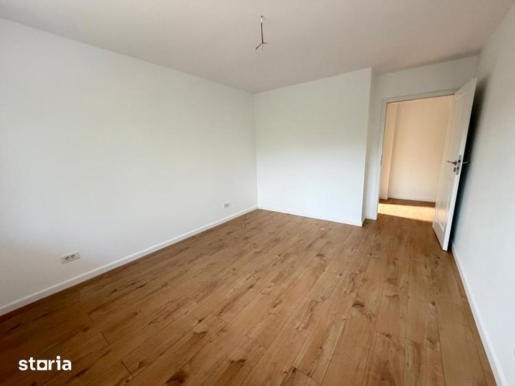 Apartament cu 4 camere în Progresul