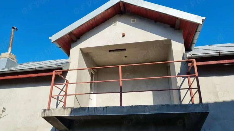 Casă cu 3 camere cu Teren 650 Mp în Glina