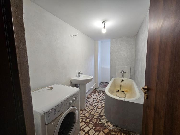 Casă individuală cu 4 camere cu Teren 1116 Mp în Valea Doftanei