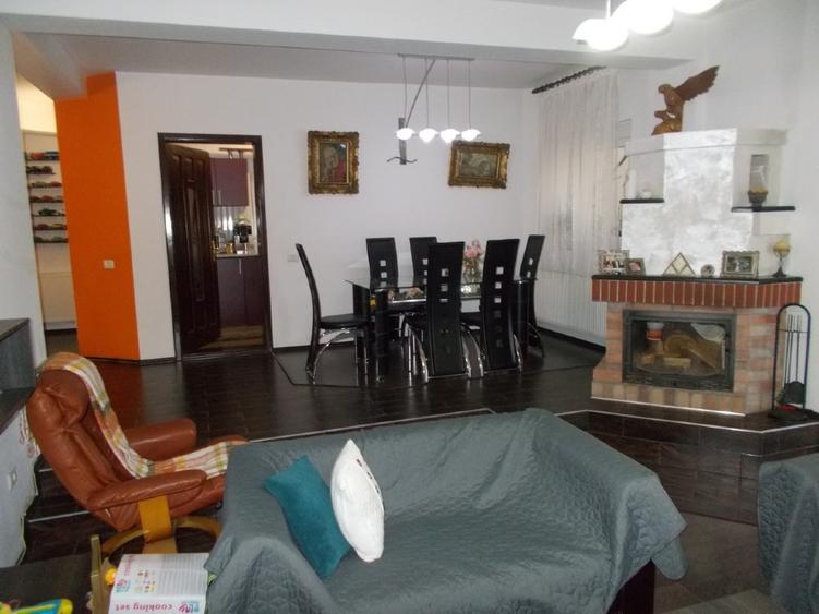 Casă individuală cu 5 camere cu Teren 720 Mp în Moșnița Nouă