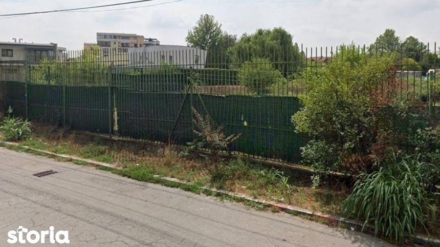 Teren de 1774 mp, în Central