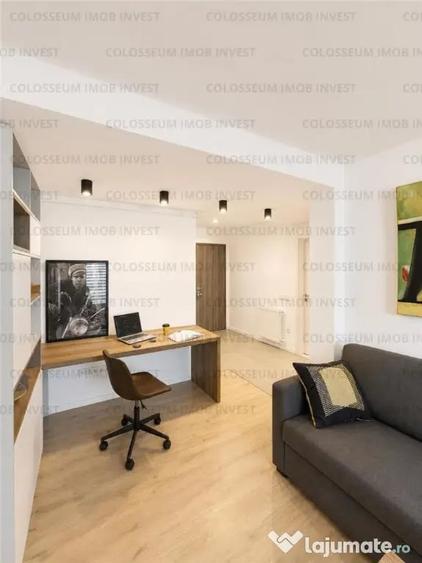 Apartament cu 3 camere decomandat în Tractorul