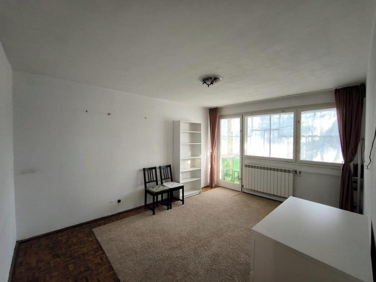 Apartament cu 2 camere decomandat în Eroii Revoluției