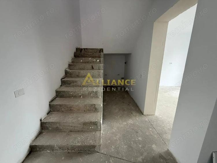 Casă cu Teren 300 Mp în Berceni