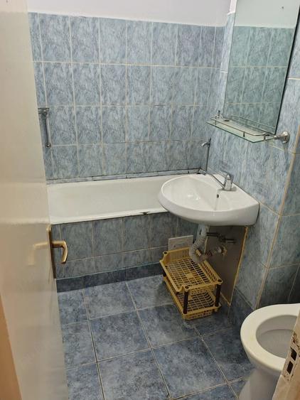 Apartament cu 2 camere semidecomandat în Govândari