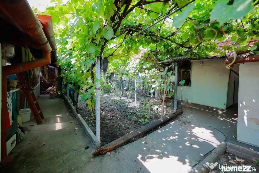 Casă cu 3 camere cu Teren 250 Mp în Lotus