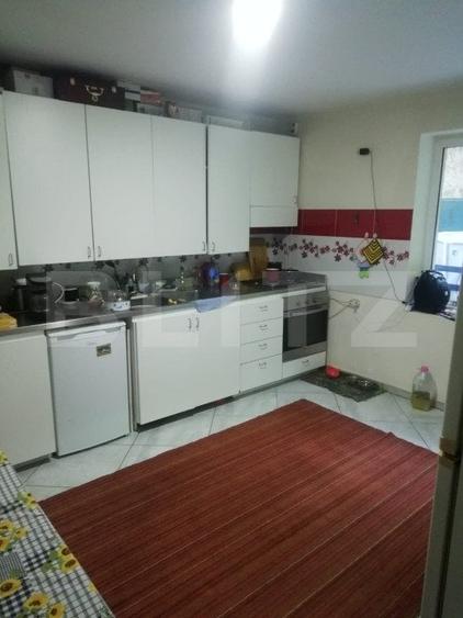 Casă individuală cu 6 camere cu Canalizare în Dârste