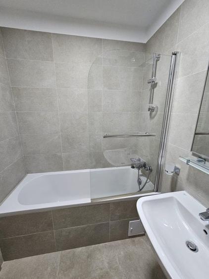 Apartament cu 2 camere decomandat, mobilat în Sisești