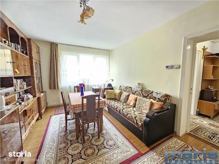 Apartament cu 2 camere semidecomandat, mobilat în Aleea Carpați