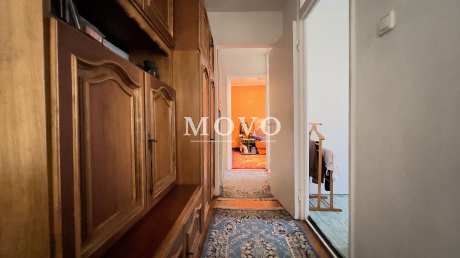 Apartament cu 3 camere semidecomandat, mobilat în Soarelui