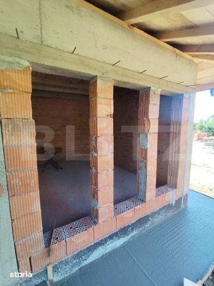 Casă cu 4 camere cu Teren 460 Mp în Bârnova