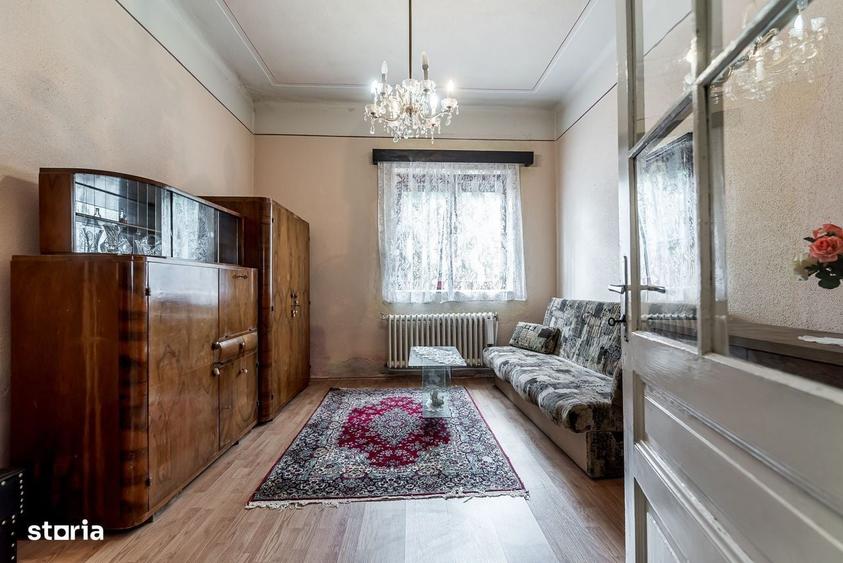 Casă cu 3 camere în Funcționarilor