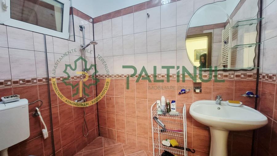 Casă individuală cu 4 camere cu Canalizare în Gușterița