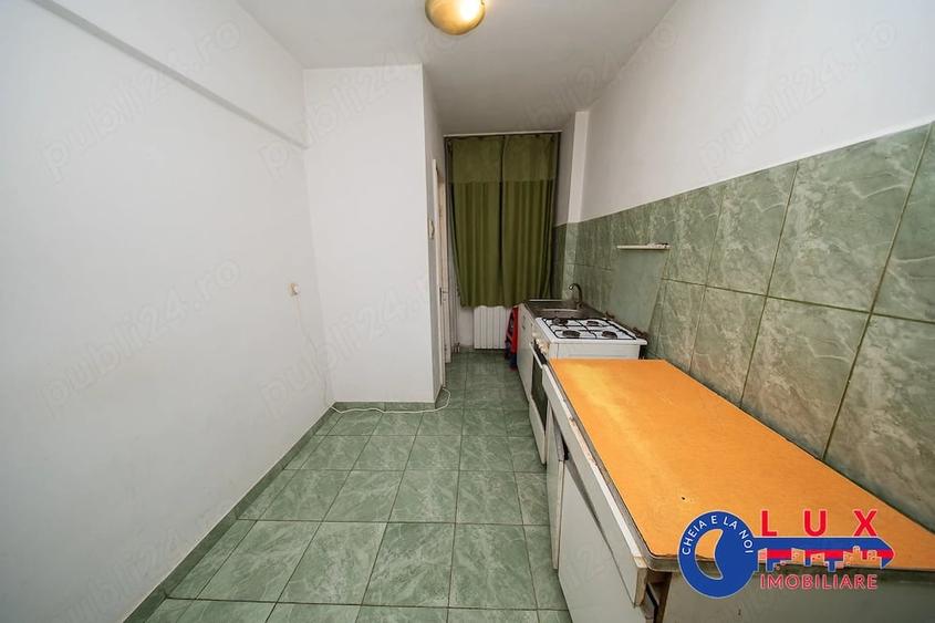 Apartament cu 2 camere decomandat în Babadag